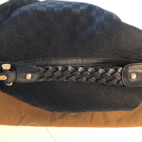 Gucci GG Canvas Pelham Hobo Bag - Picture 3 of 4